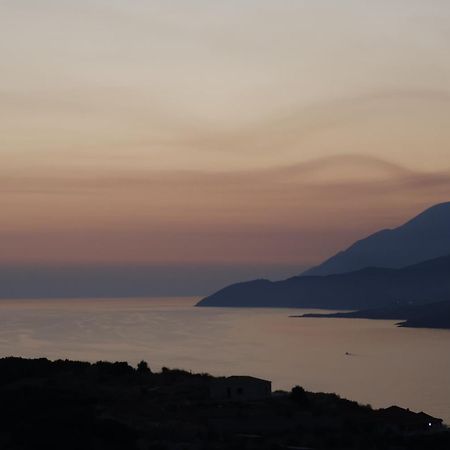Sunset Serenity Himare Exterior foto