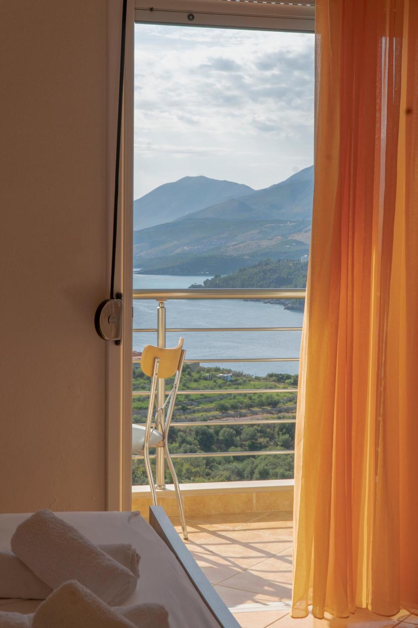 Sunset Serenity Himare Exterior foto