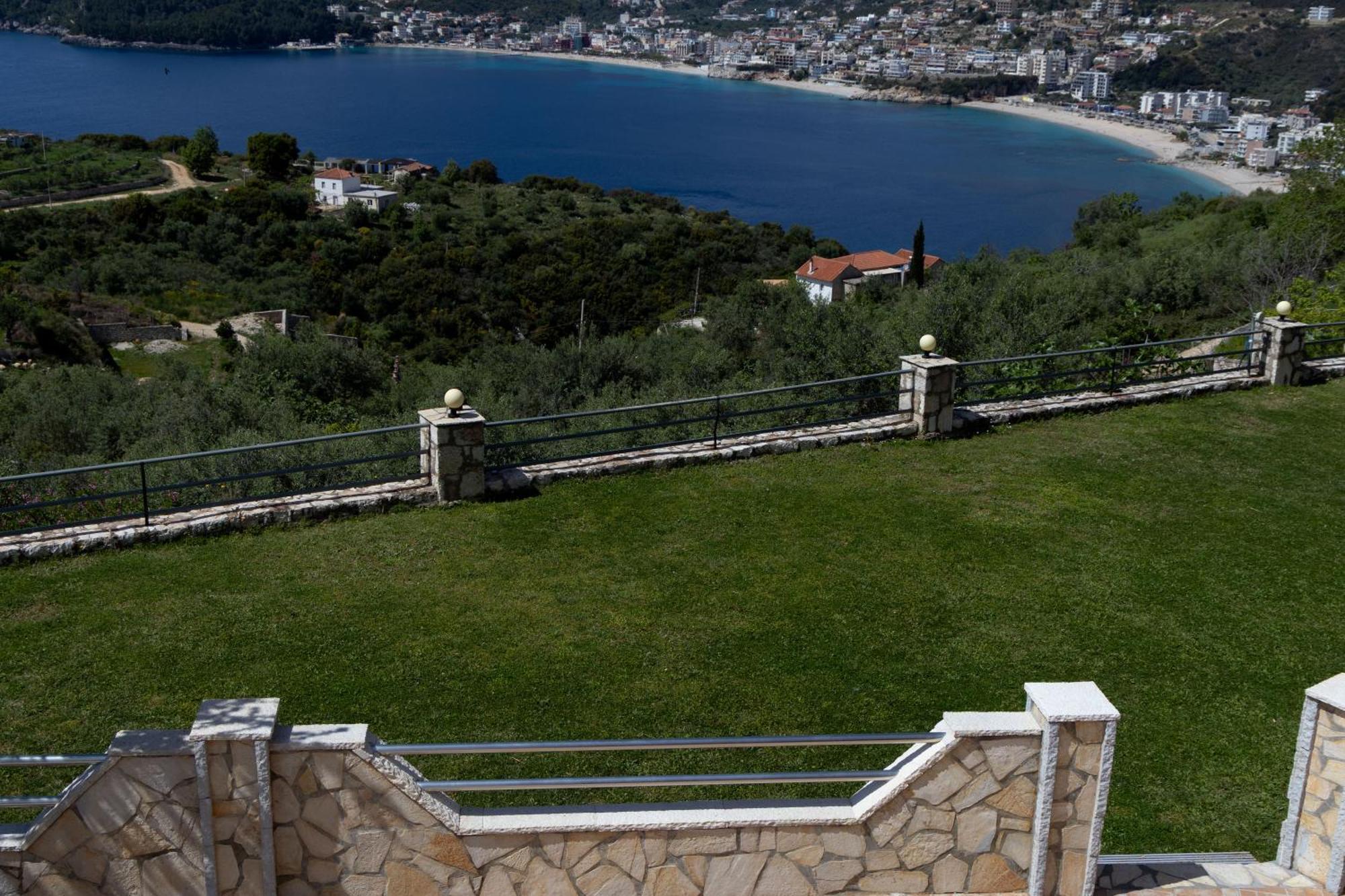 Sunset Serenity Himare Exterior foto